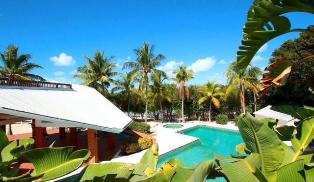 Bahia Bay Resort