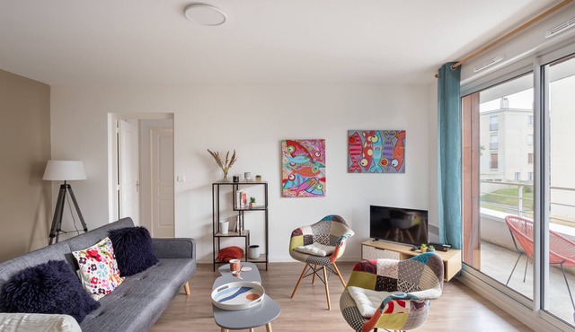 Bahibé - Appartement 1 chambre avec balcon et parking, au calme, proche gare