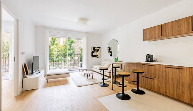 Bail Mobilité - Neuilly - 1 chambre - Balcon