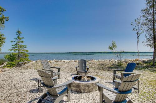 Baileys Harbor Waterfront Vacation Rental with Grill