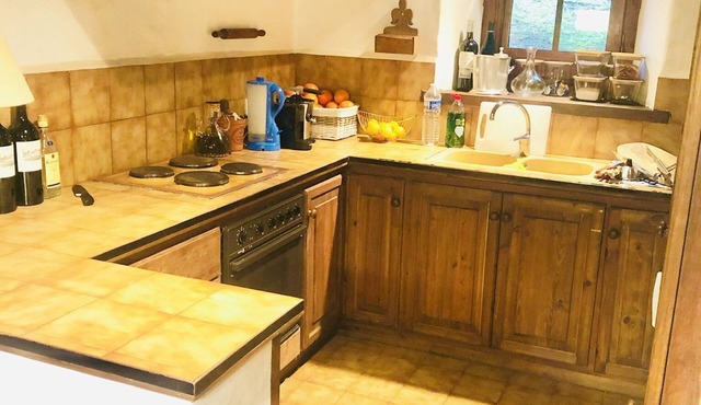 Bajo con Jardin y Terraza en Arties. 2 Dormitorios y 2 baños (1 en suite). 6pax