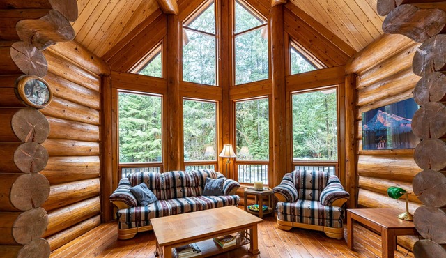 Baker Bliss 3100 Sqft, Wifi, HotTub, EV charger