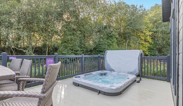 Bakewell Premier Lodge