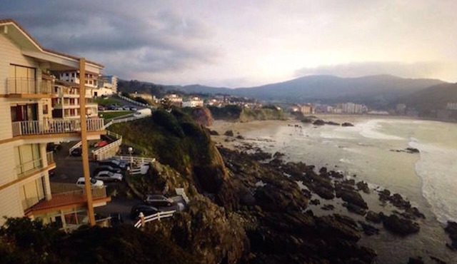Bakio apartment, Bizkaia coast, sea views. License Number EBI405