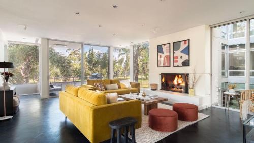 Balboa Buyout by AvantStay - Condo w Views in DT San Diego