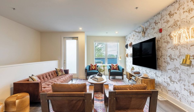 Balcony + Mins to DT | The Outrider 3BR Suite