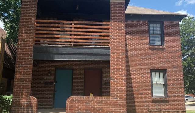 Balcony, near OCU & Plaza district and fairgrounds