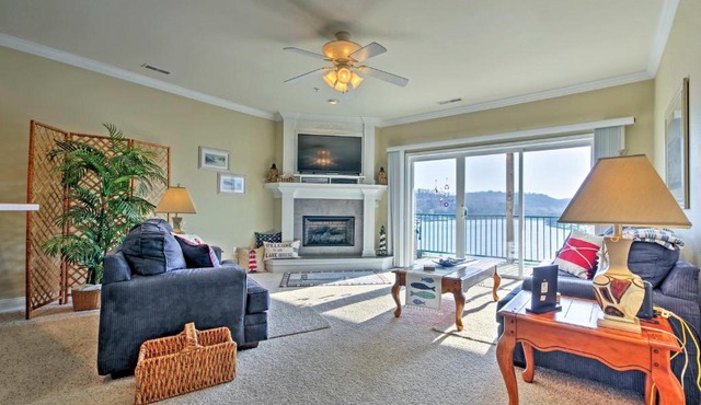 Balcony & Seasonal Pool: Lakefront Ozark Condo