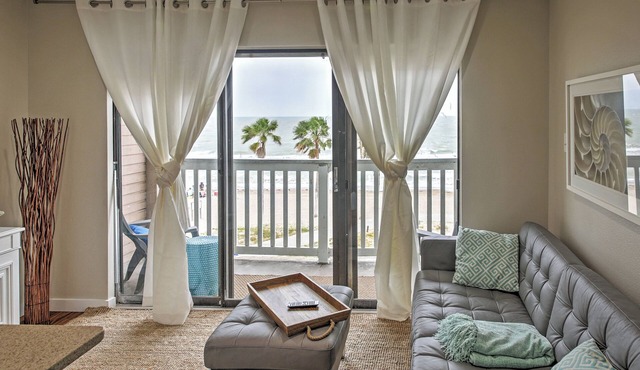 Balcony w/Ocean View! North Beach 2nd-Floor Condo