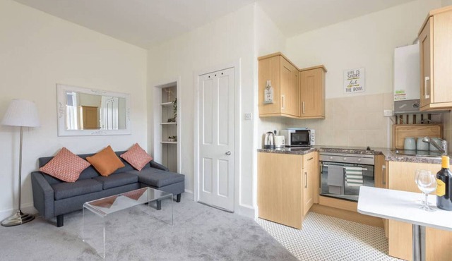 Balfour · Stylish and Comfortable City Centre Apartment