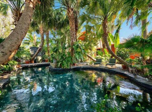 Bali House in Palm Beach w/Gorgeous Htd Pool