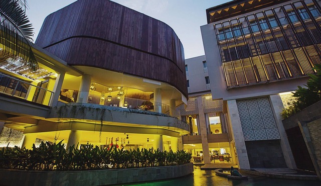 Bali Paragon Resort Hotel