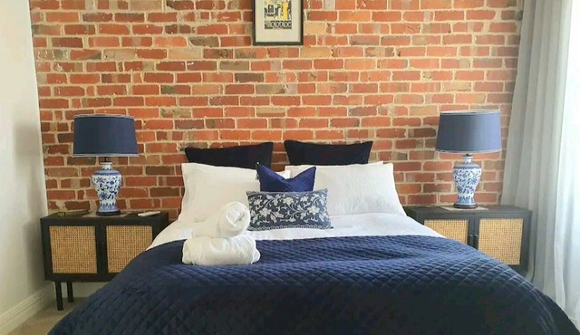 Ballarat Central Minutes From Hospitals, CBD and Lake Wendouree