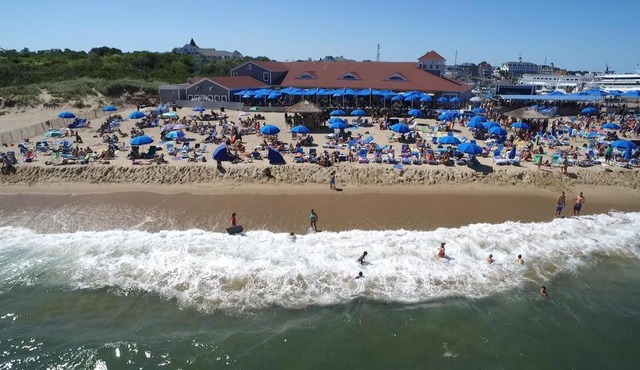 Ballard's Beach Resort