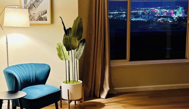 Balloon Festival Terrace, M$ Views 4TVs, Sleeps 10