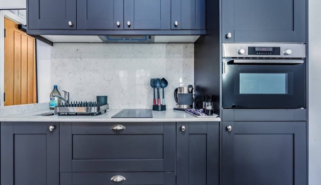 Balloon Residence: Modern Serviced Accomodation