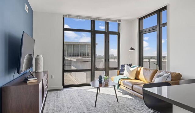 Ballston Family Apartments | 4 Units | Kitchen & Rooftop | Parks & Dining Nearby