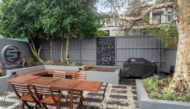 Balmain Garden Hideaway with BBQ