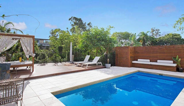 Balmoral House Retreat Pool & Spa