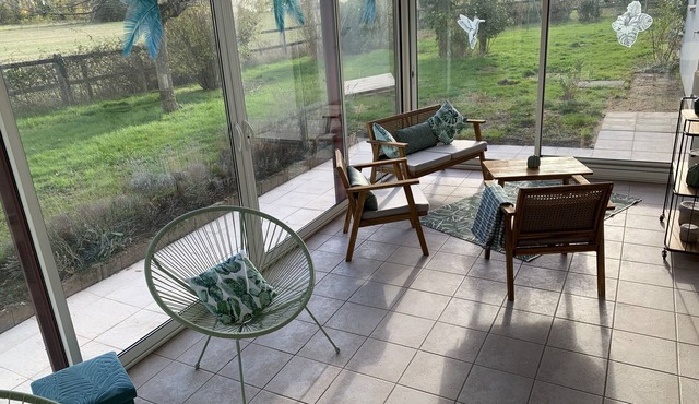 Balneo et Piscine Dans Villa Avec Véranda et Garage