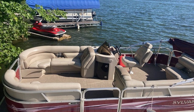 Balsam Lake Cabin and Pickleball Retreat