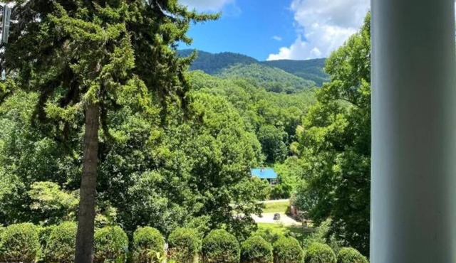 Balsam Mountain Inn