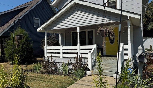 Baltimore Ohio Home with hot tub & sauna