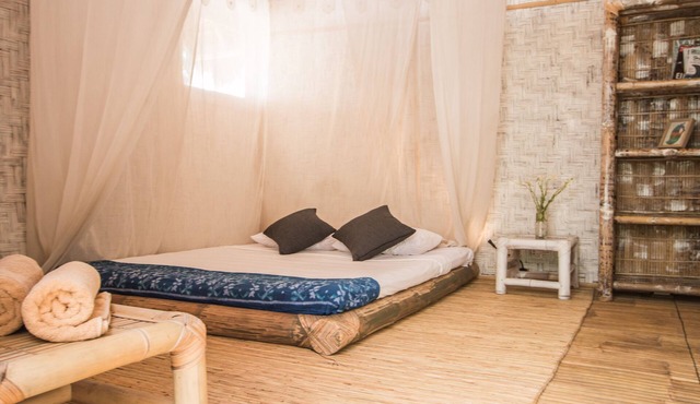 BambooHouse/2BR/Fan/4People/Yoga/GiliMeno/5minutesbeach
