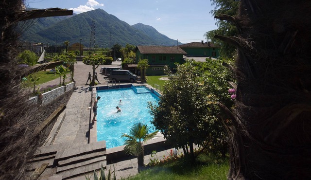 Bamboohouse Motel Riazzino