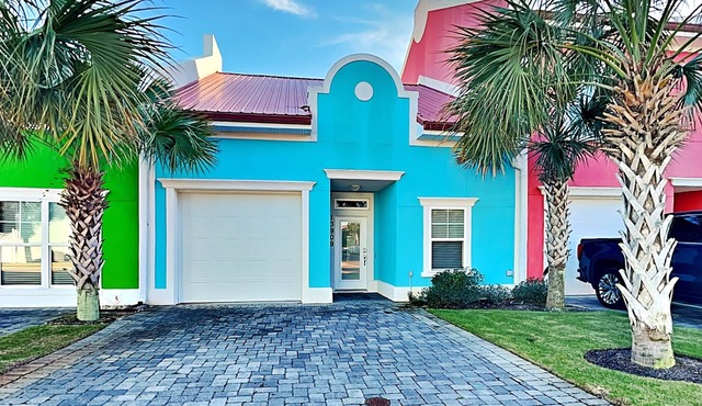 Banana Bay Townhome #13909 | Near Gulf + Bay & Pool Access!