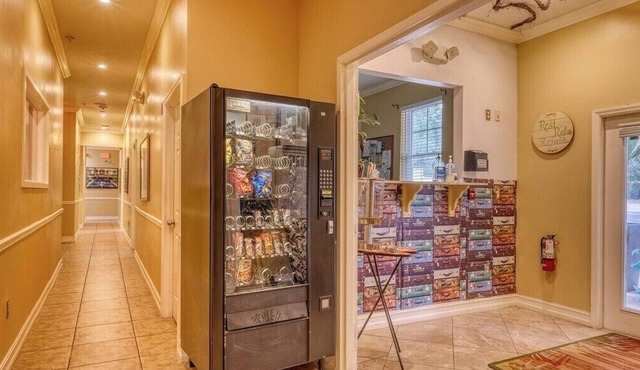 Banana Leaf Villa: Group Escape, room for everyone