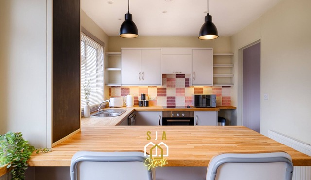 Banchory House - SJA Stays - Cosy 2 bed house