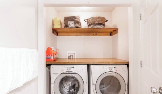 Banff 1 Hr Away! 3-Floor Family Home Near Downtown