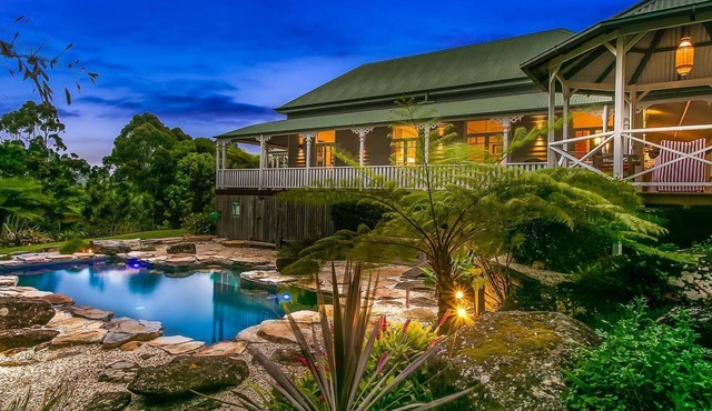 Bangalla - luxury hinterland retreat with pool