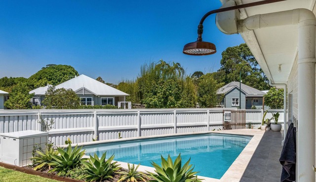 Bangalow Breeze - Lovely pool - Walk to centre