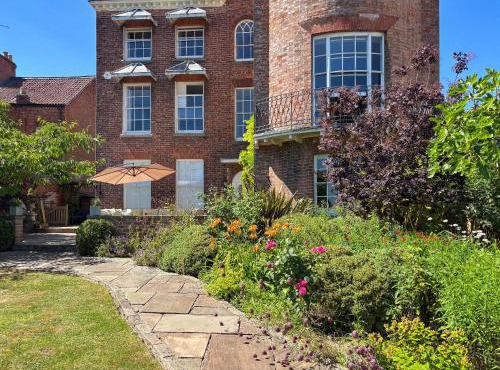 Bank House Apartment