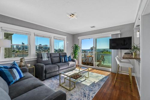 Bankers Hill Hideaway with AC Views and Parking