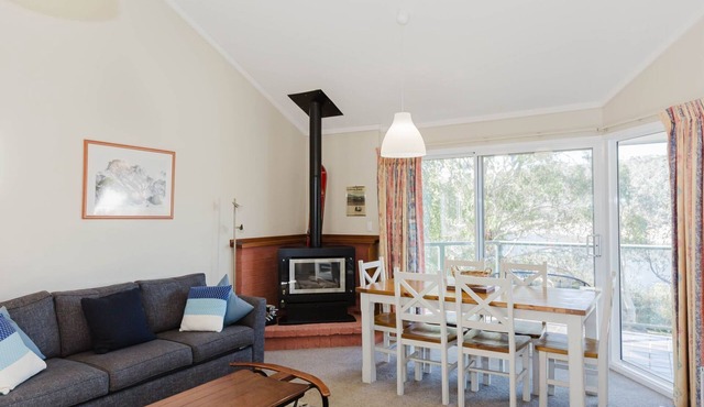 Banksia - 2/35 Townsend Street