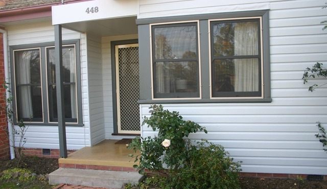 Banksia Cottage - An Old Charm Cottage that has been completely renovated