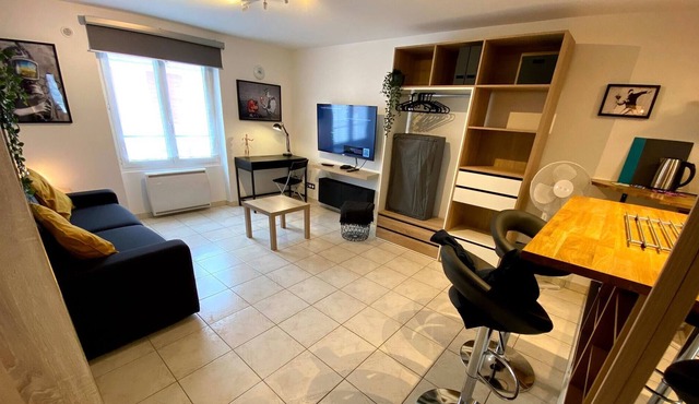 ☆ Banksy Super-comfort 5* 30' From Paris ☆