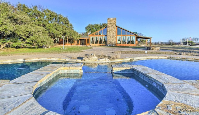 Banquet Hall and Pool Expansive Forestburg Ranch!