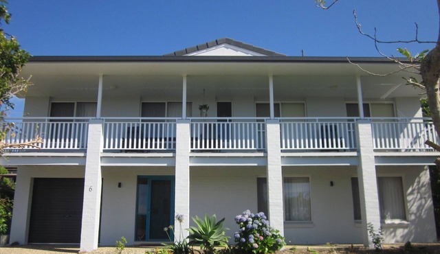 Bantry Bay - Scotts Head