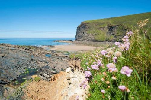 Bantry Cottage at Crackington Haven, near Bude and Boscastle, Cornwall