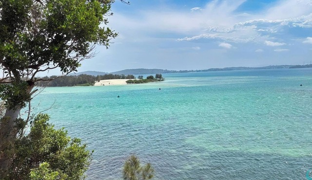 Banyandah - home on the water