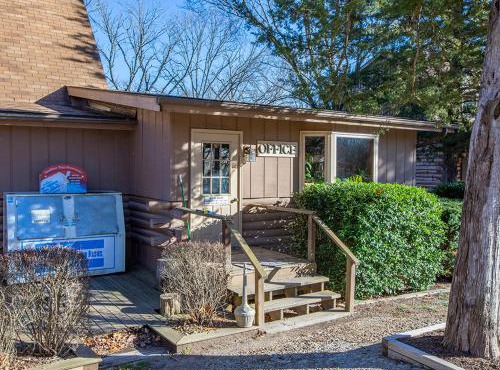 Bar M Resort & Campground