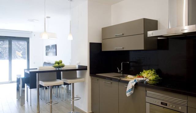BARCELONA | APT WITH 2 BALCONIES¦