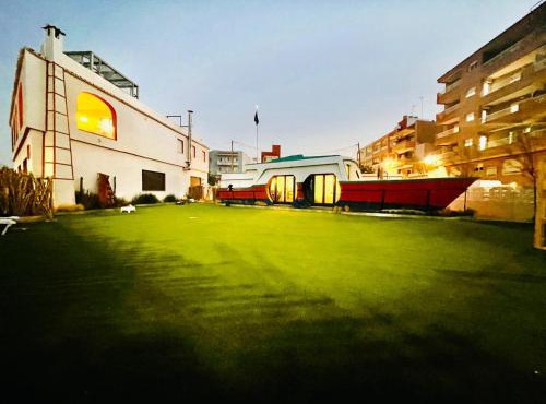 Barco - casa con jardín privado frente al mar