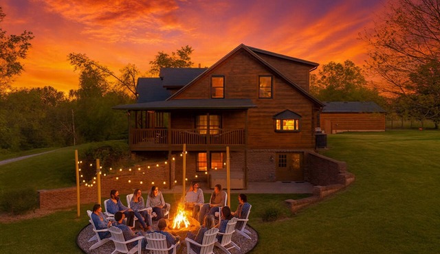 Bardstown & Bourbon Lodge/Hot Tubbing & BBQing