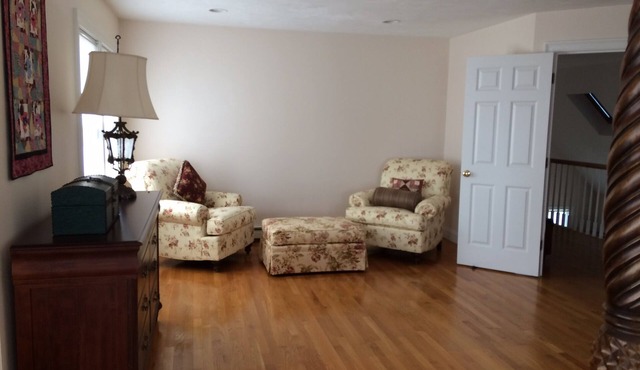 "Barefeet Retreat" ~ A Family House In Bourne With A Lovely Water View