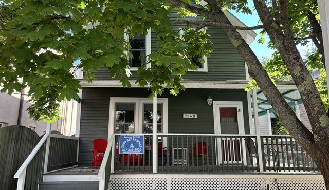 Barefoot Beach House II - Saco Bay Rentals